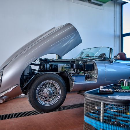 Wartung bei Klos Oldtimertechnik